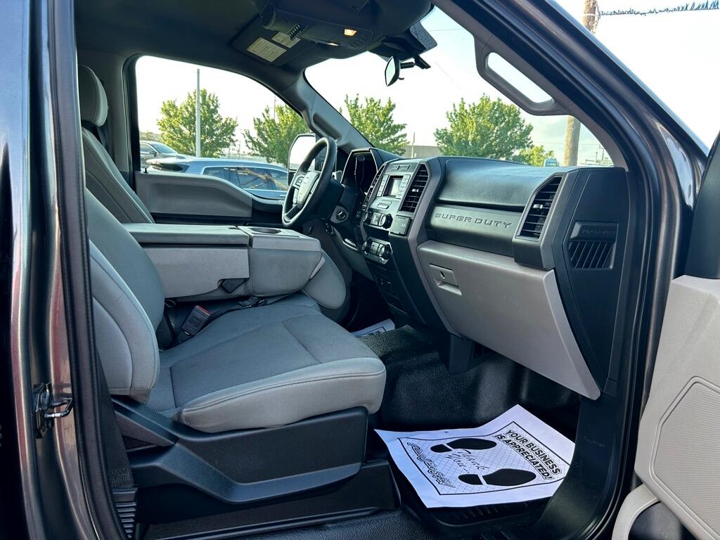 Ford F-250 SD XL Crew Cab 4WD 2020 Ford F-250 SD XL Crew Cab 4WD 2020