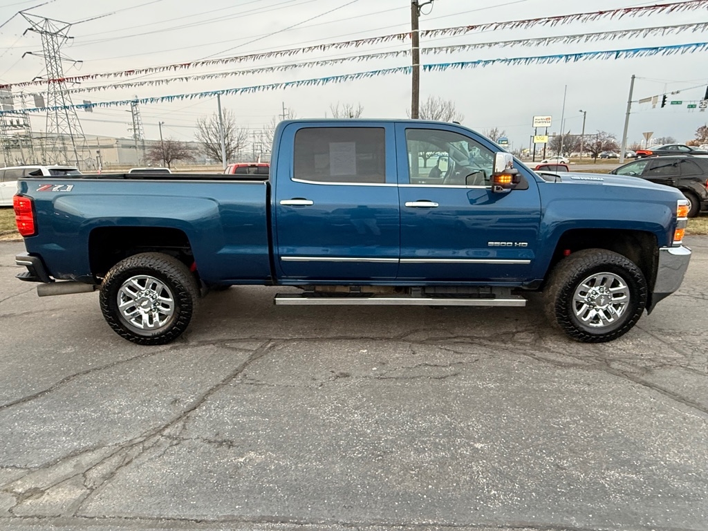 Chevrolet Silverado 3500HD LTZ Crew Cab 4WD 2019