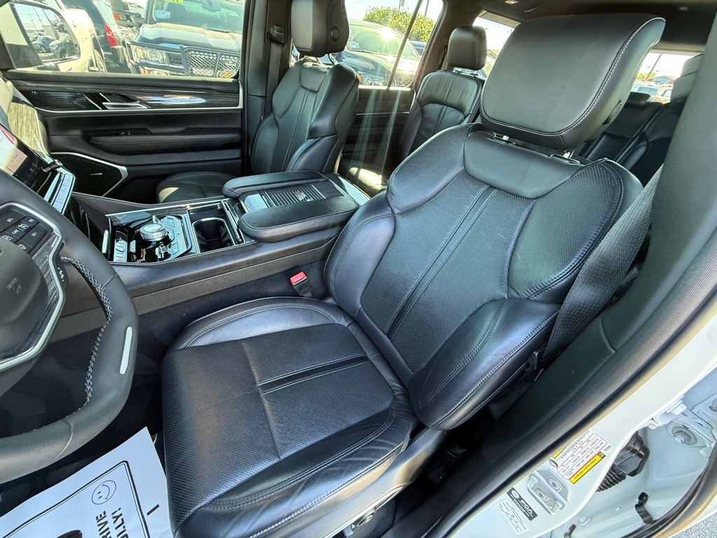 Jeep Wagoneer Series III 4WD 2022 Jeep Wagoneer Series III 4WD 2022