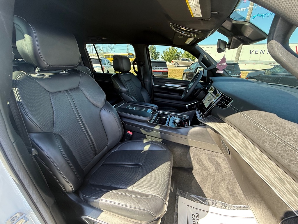 Jeep Wagoneer Series III 4WD 2022 Jeep Wagoneer Series III 4WD 2022