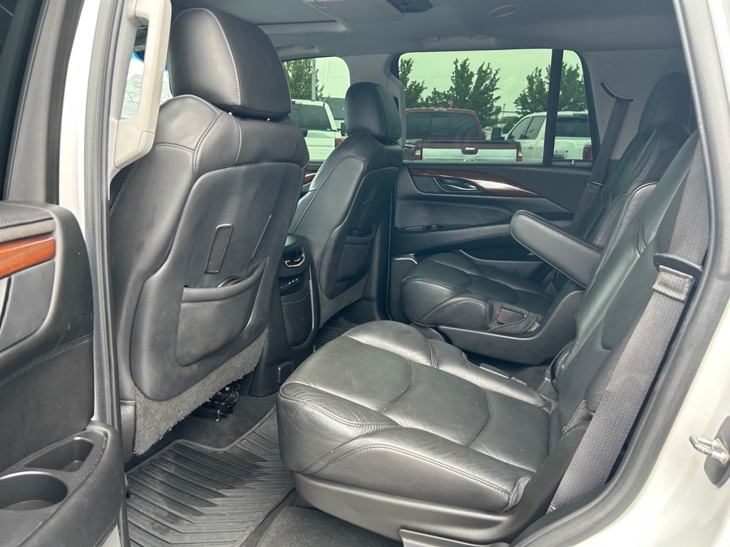 Cadillac Escalade Luxury 4WD 2018