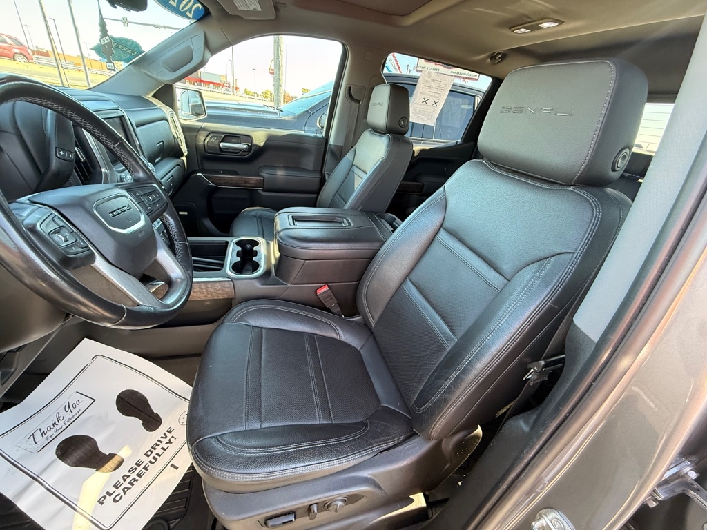 GMC Sierra 1500 Denali Crew Cab 4WD 2020 GMC Sierra 1500 Denali Crew Cab 4WD 2020