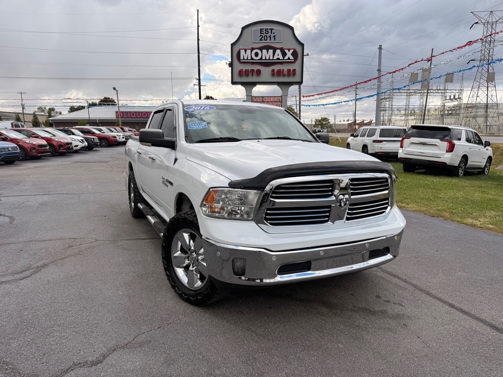 RAM 1500 SLT Crew Cab SWB 4WD 2016 RAM 1500 SLT Crew Cab SWB 4WD 2016
