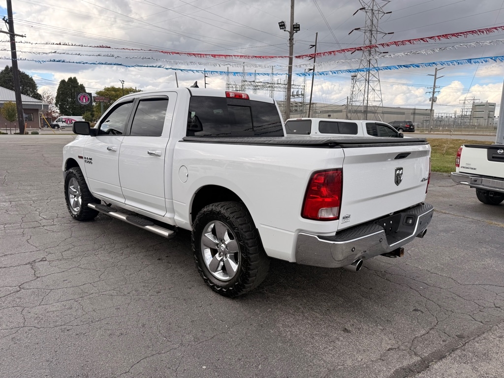 RAM 1500 SLT Crew Cab SWB 4WD 2016 RAM 1500 SLT Crew Cab SWB 4WD 2016