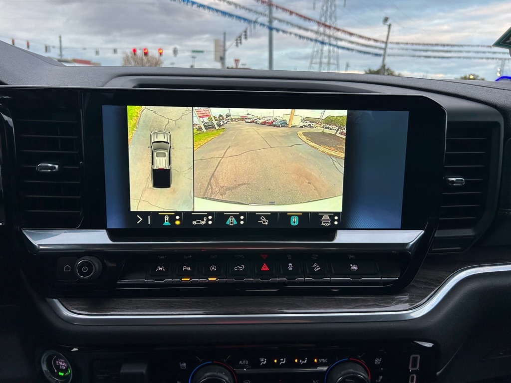 Chevrolet Silverado 1500 LTZ Crew Cab 4WD 2023 Chevrolet Silverado 1500 LTZ Crew Cab 4WD 2023