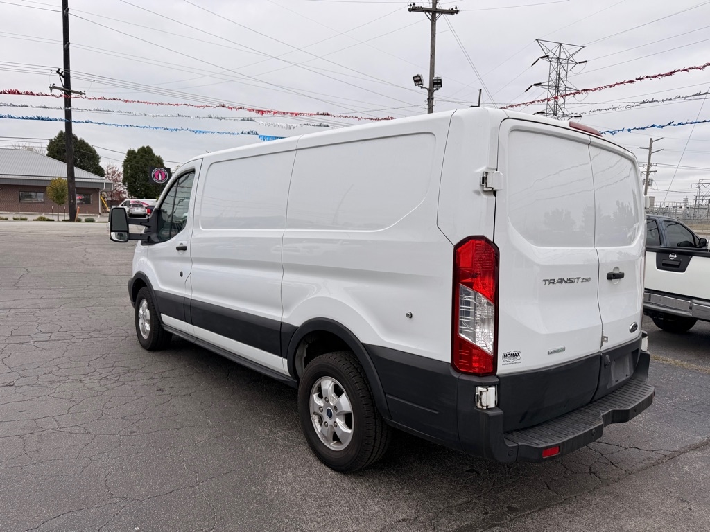 Ford Transit 250 Van Low Roof w/Sliding Pass. 130-in. WB 2019 Ford Transit 250 Van Low Roof w/Sliding Pass. 130-in. WB 2019