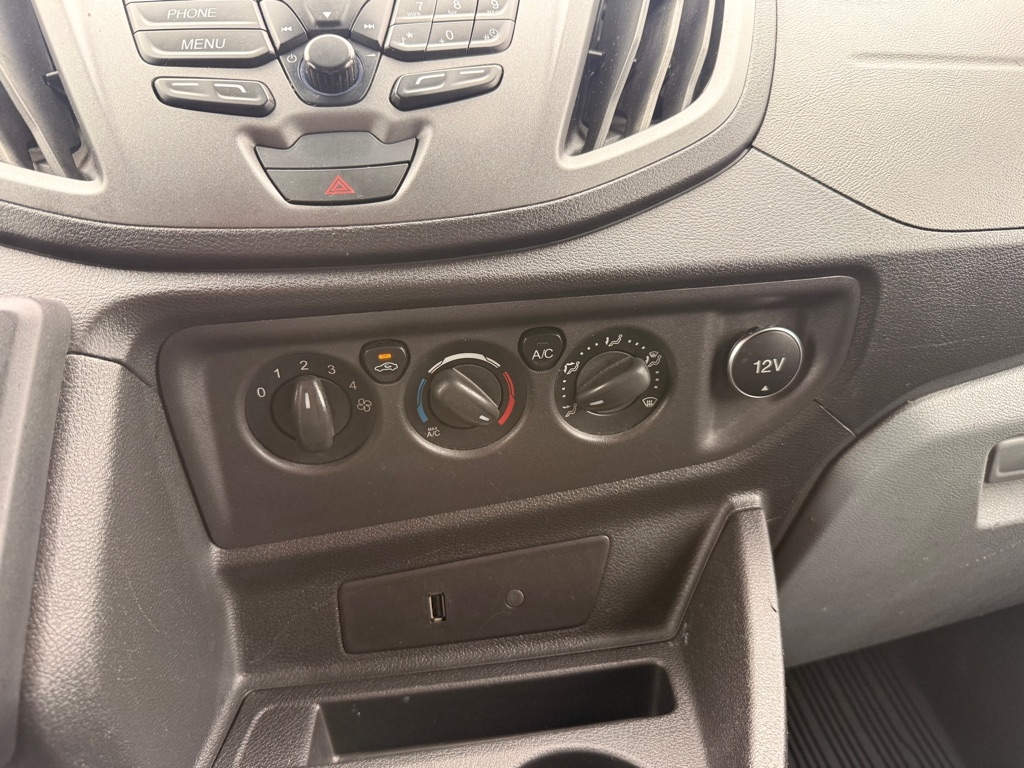 Ford Transit 250 Van Low Roof w/Sliding Pass. 130-in. WB 2019 Ford Transit 250 Van Low Roof w/Sliding Pass. 130-in. WB 2019