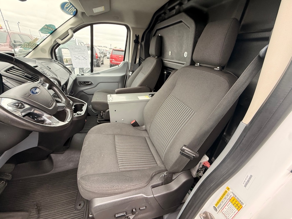 Ford Transit 250 Van Low Roof w/Sliding Pass. 130-in. WB 2019 Ford Transit 250 Van Low Roof w/Sliding Pass. 130-in. WB 2019