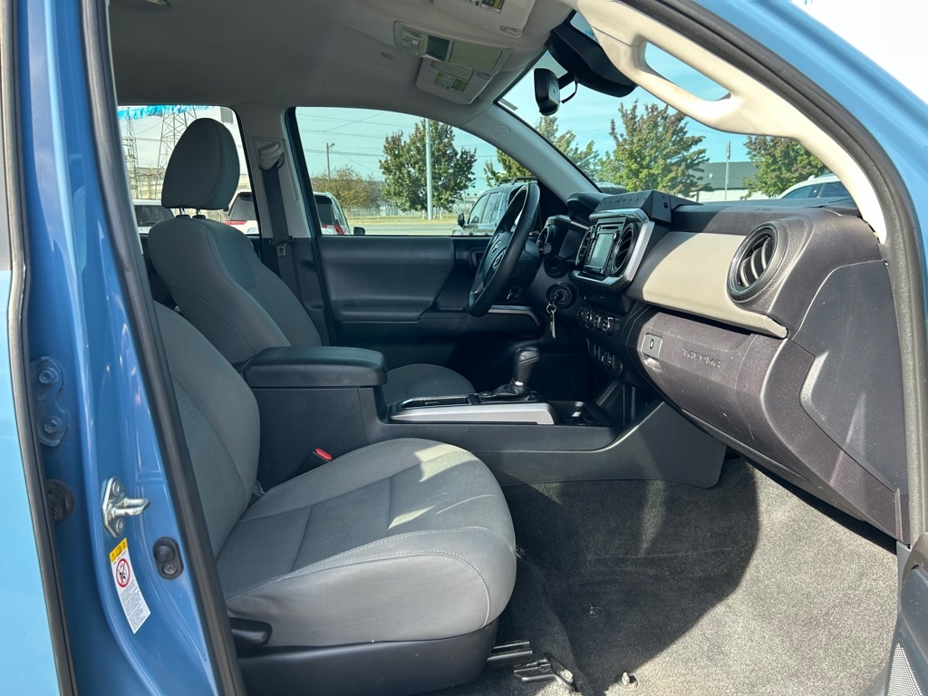 Toyota Tacoma SR5 Double Cab Long Bed V6 6AT 4WD 2019 Toyota Tacoma SR5 Double Cab Long Bed V6 6AT 4WD 2019
