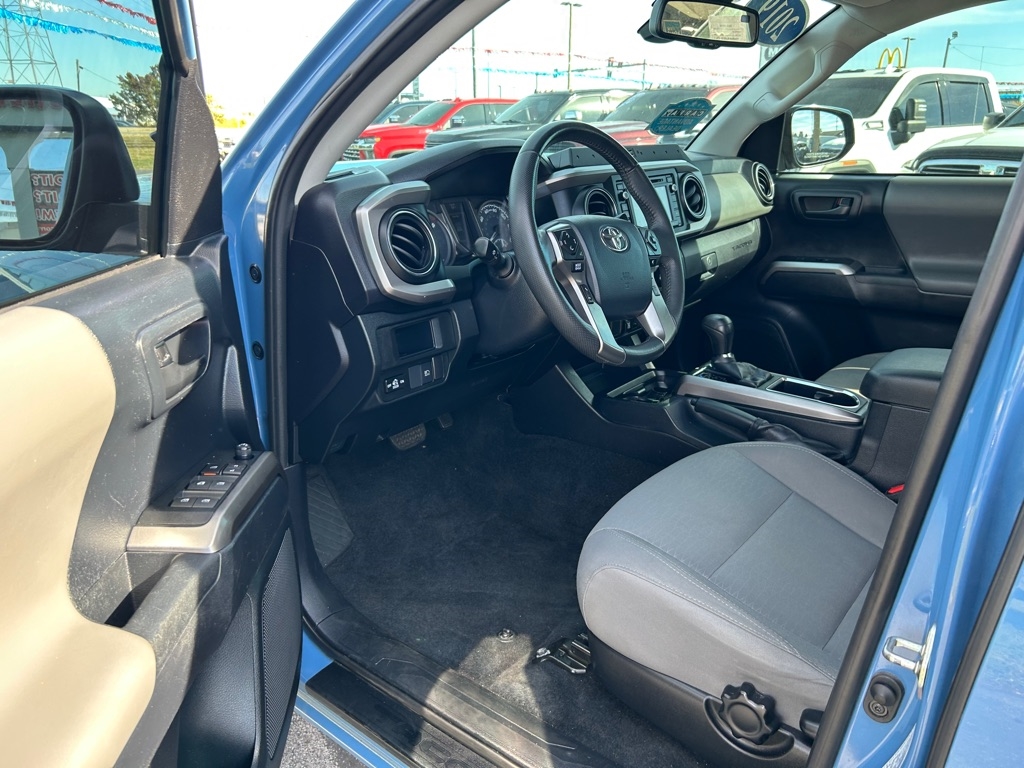 Toyota Tacoma SR5 Double Cab Long Bed V6 6AT 4WD 2019 Toyota Tacoma SR5 Double Cab Long Bed V6 6AT 4WD 2019