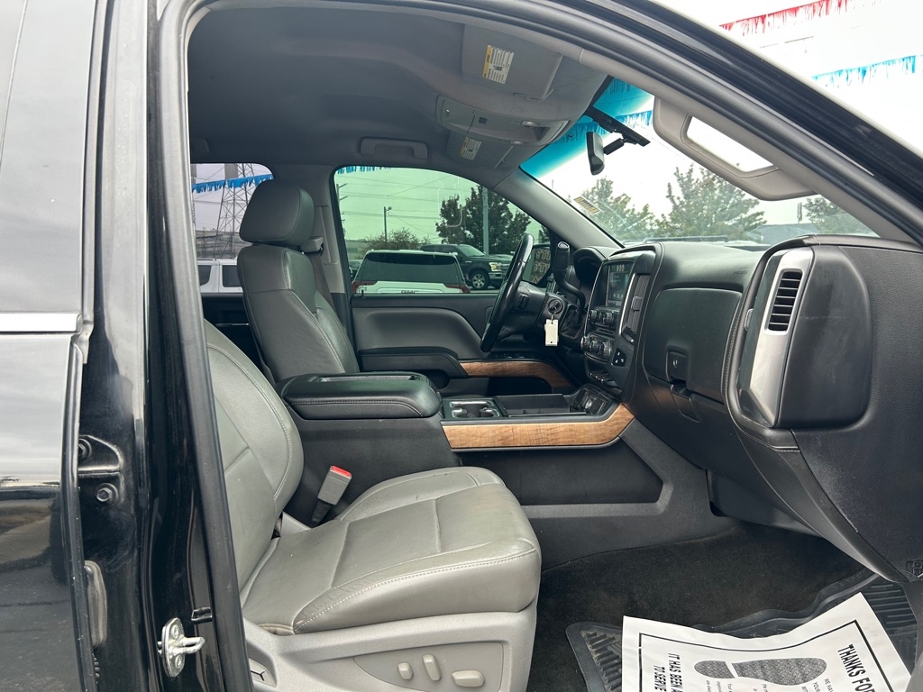 Chevrolet Silverado 1500 LTZ Crew Cab 4WD 2015 Chevrolet Silverado 1500 LTZ Crew Cab 4WD 2015