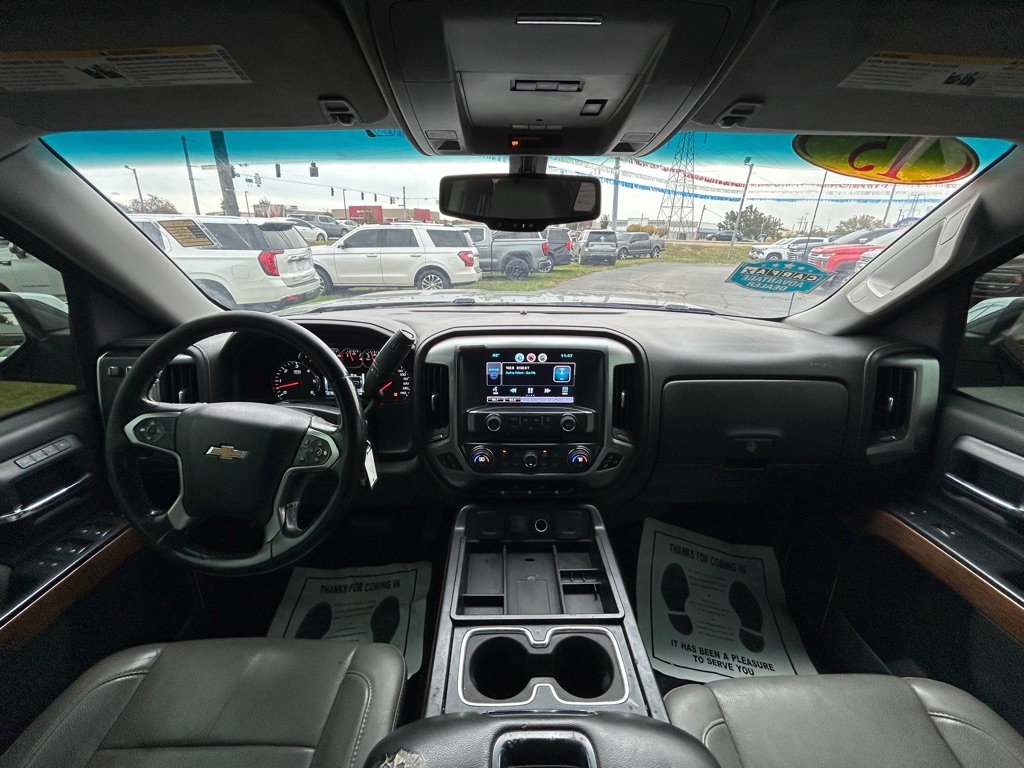 Chevrolet Silverado 1500 LTZ Crew Cab 4WD 2015 Chevrolet Silverado 1500 LTZ Crew Cab 4WD 2015