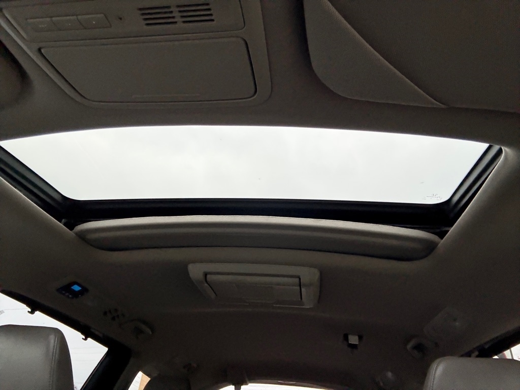 Honda Odyssey Touring 2012