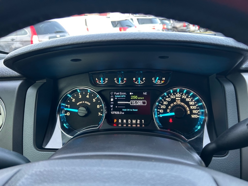 Ford F-150 XL SuperCrew 5.5-ft. Bed 4WD 2013