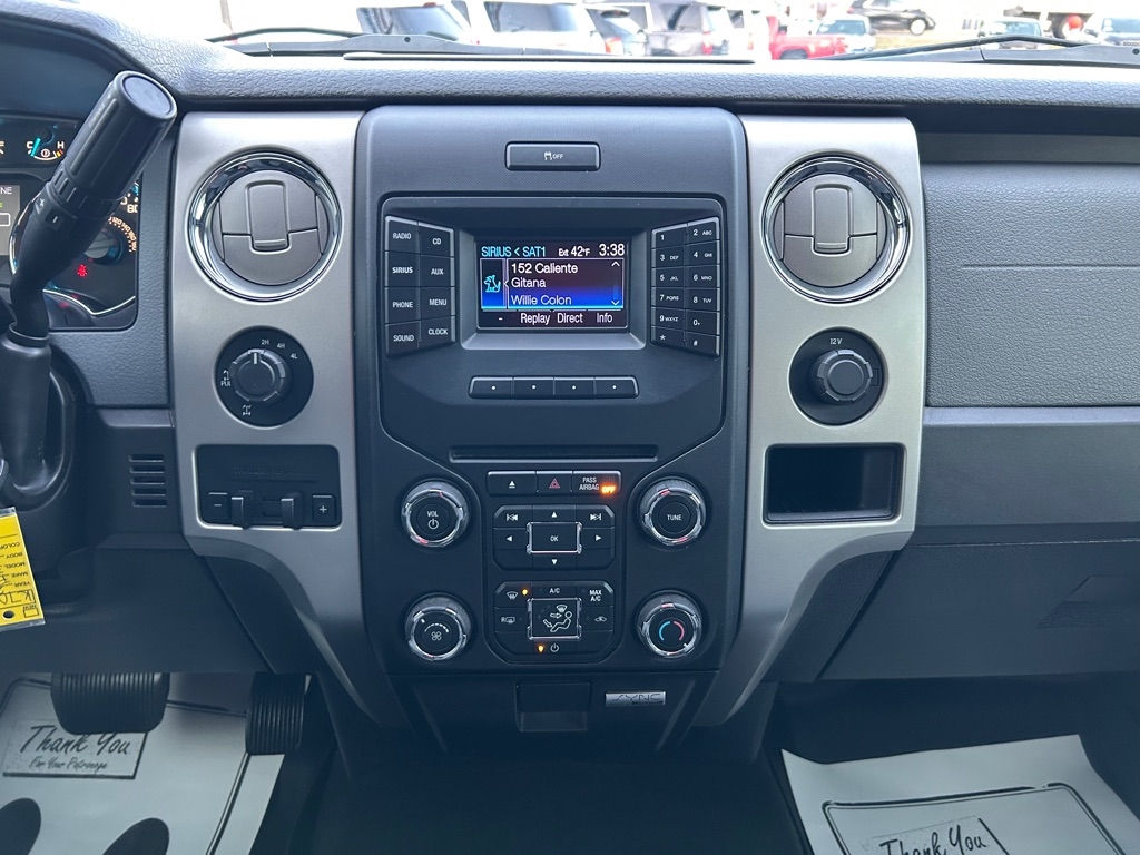 Ford F-150 XL SuperCrew 5.5-ft. Bed 4WD 2013