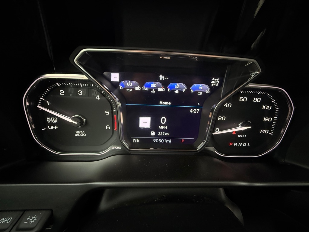 GMC Sierra 1500 AT4 Crew Cab Long Box 4WD 2020