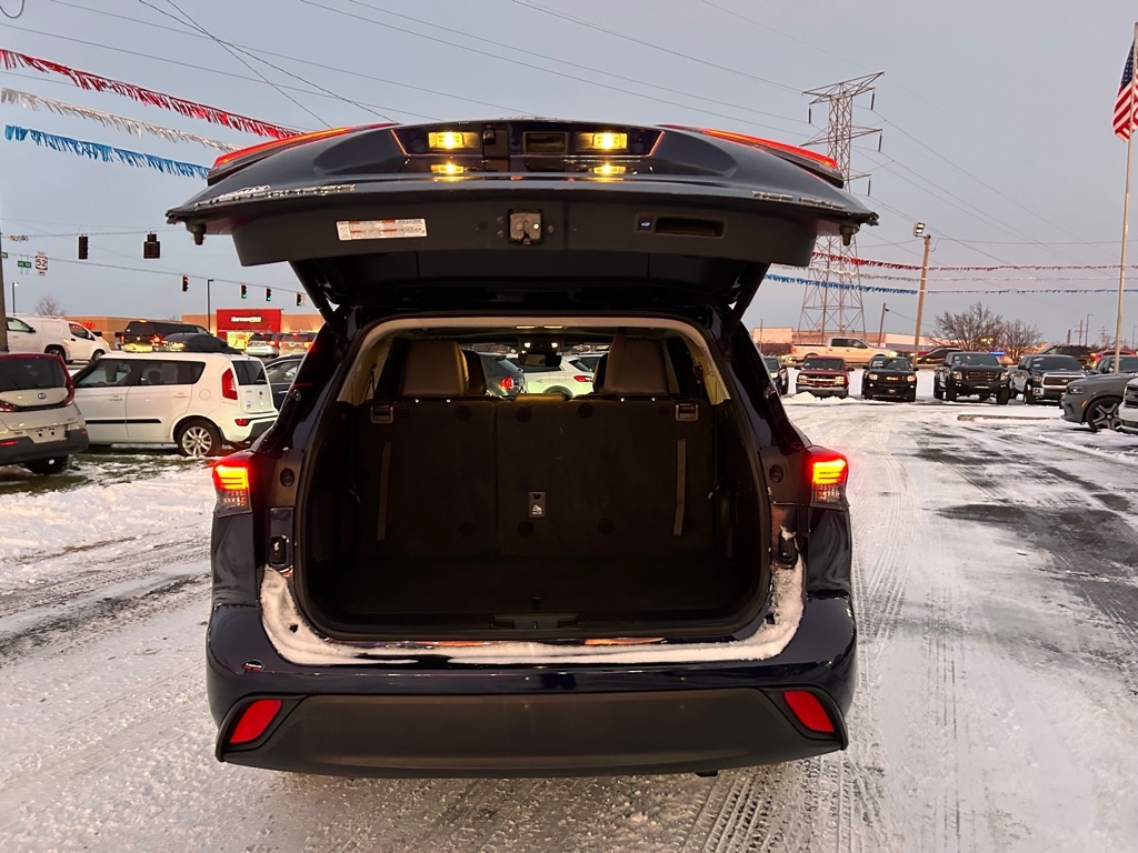 Toyota Highlander XLE Nav AWD V6 2020