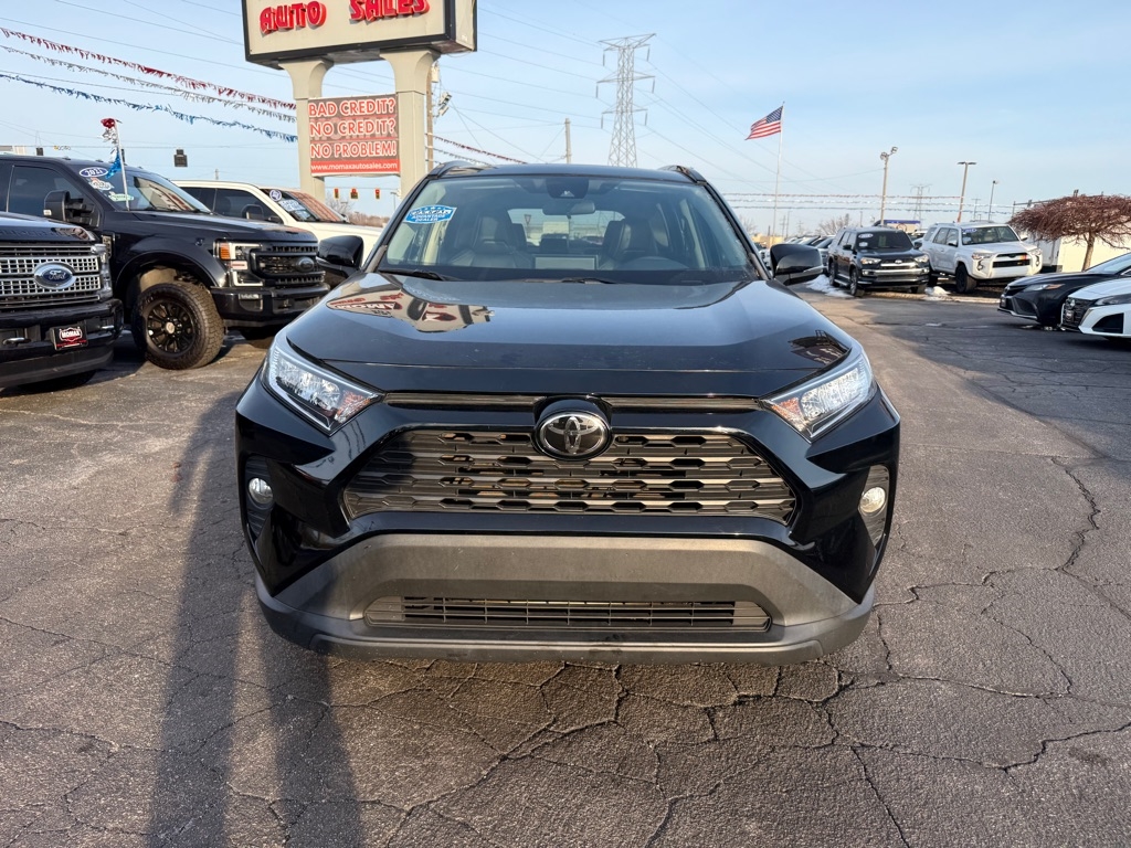 Toyota RAV4 XLE Premium 2021