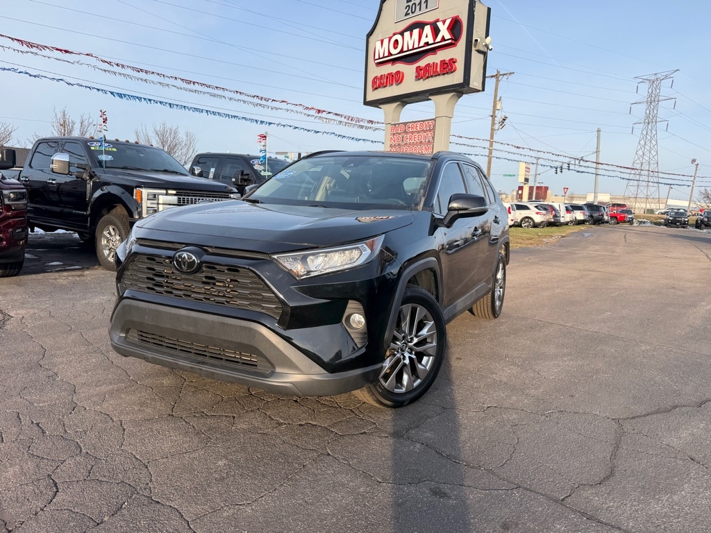 Toyota RAV4 XLE Premium 2021