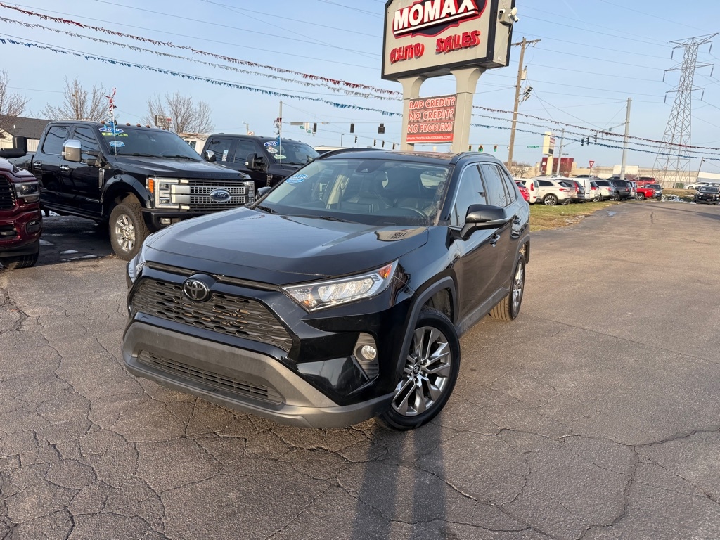 Toyota RAV4 XLE Premium 2021