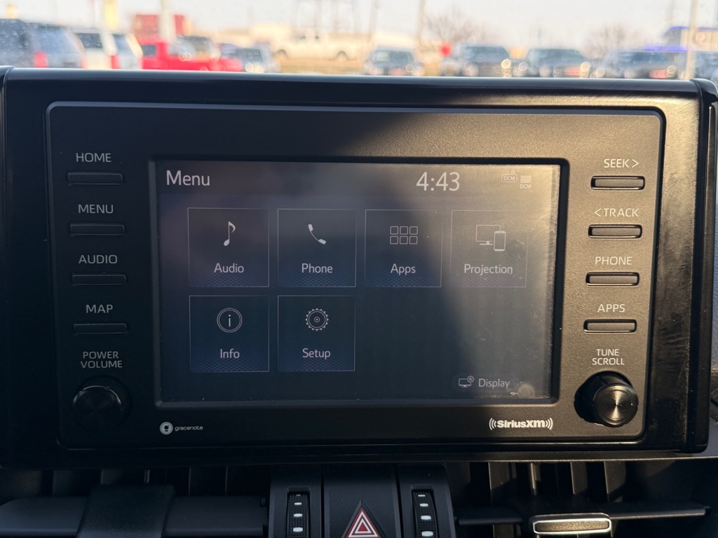 Toyota RAV4 XLE Premium 2021