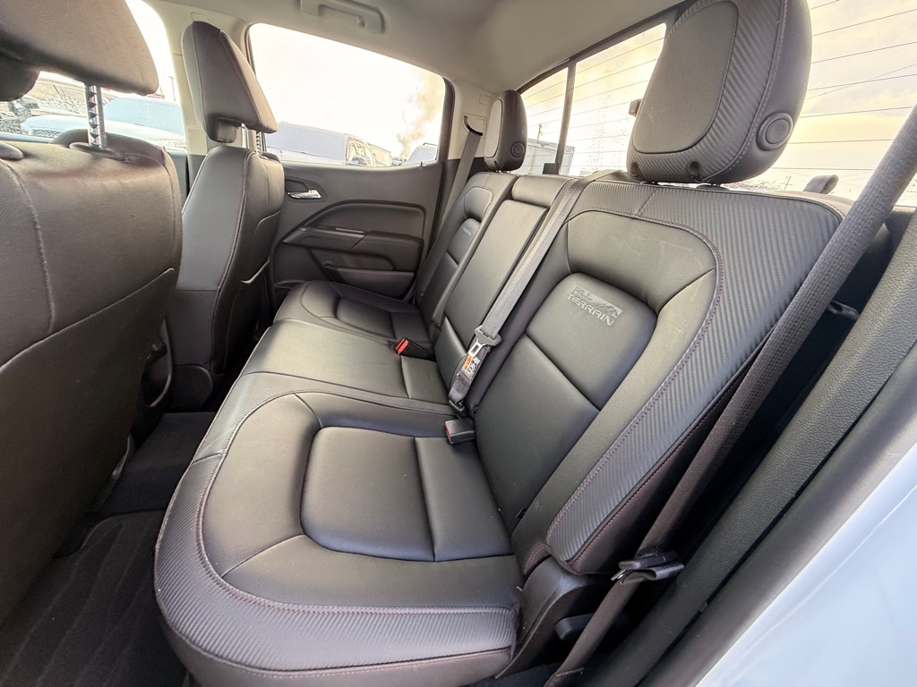 GMC Canyon All Terrain Crew Cab w/Cloth Long Box 4WD 2019