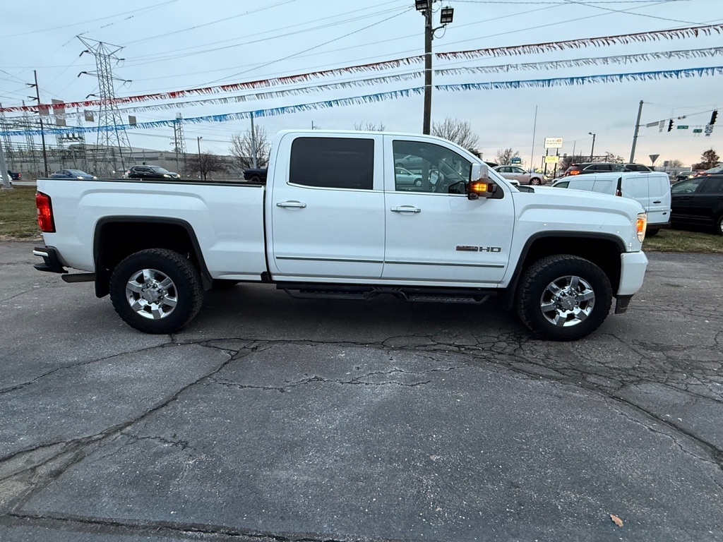 GMC Sierra 2500HD SLT Crew Cab 4WD 2016