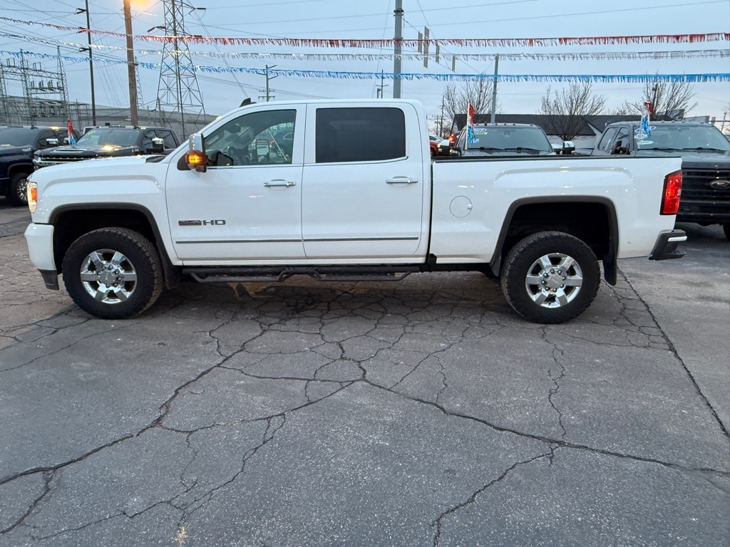 GMC Sierra 2500HD SLT Crew Cab 4WD 2016