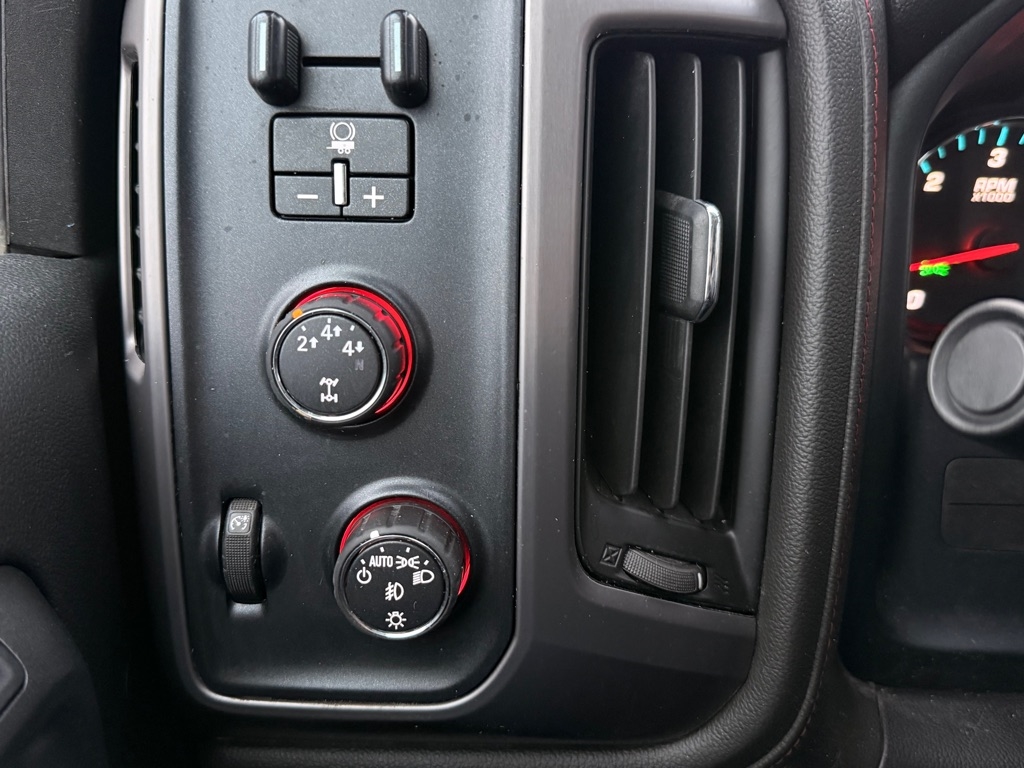 GMC Sierra 2500HD SLT Crew Cab 4WD 2016