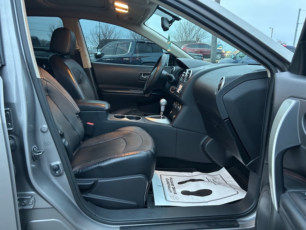 Nissan Rogue S AWD 2012