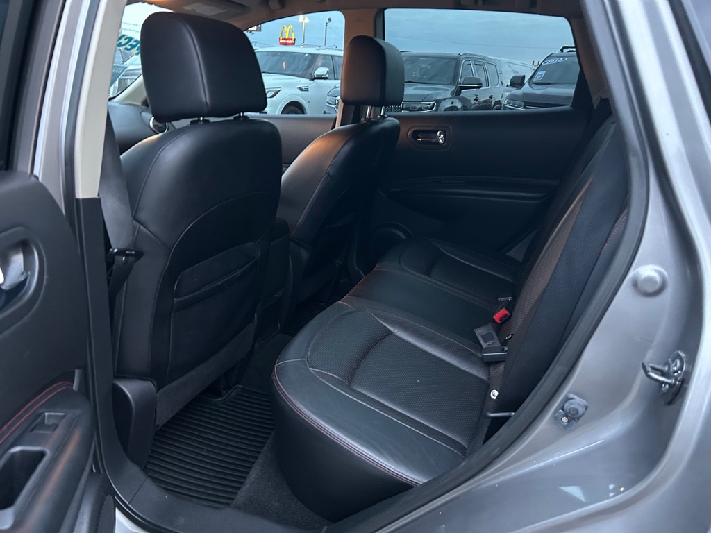 Nissan Rogue S AWD 2012