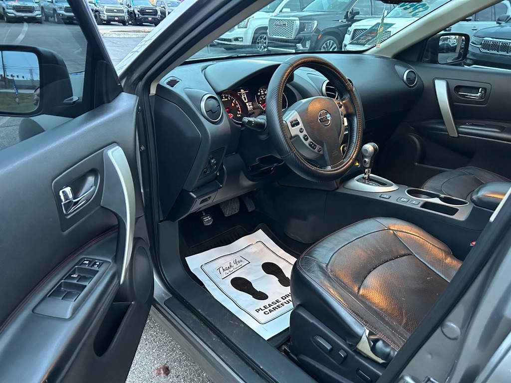 Nissan Rogue S AWD 2012