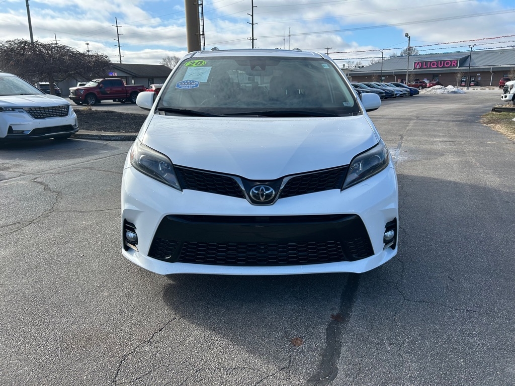 Toyota Sienna SE 8-Passenger 2020