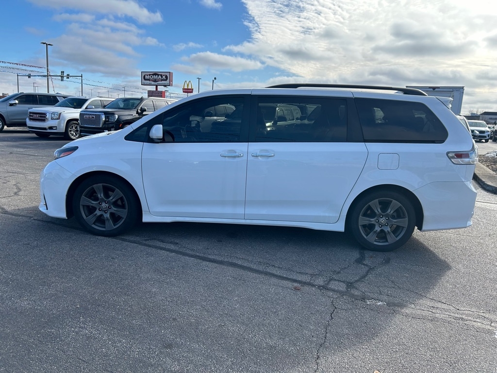 Toyota Sienna SE 8-Passenger 2020