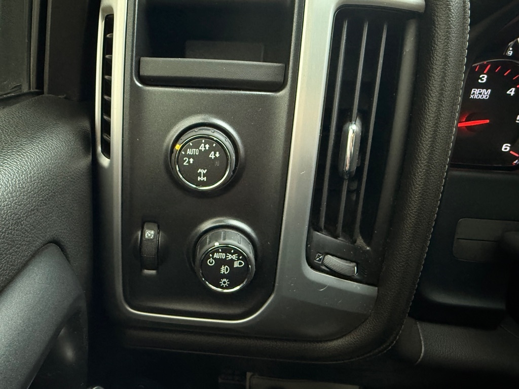 GMC Sierra 1500 SLE Crew Cab 4WD 2014