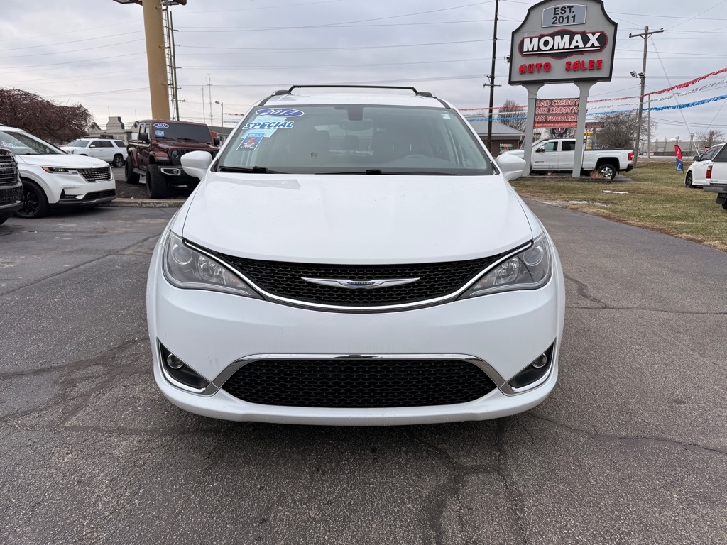 Chrysler Pacifica Touring-L Plus 2017