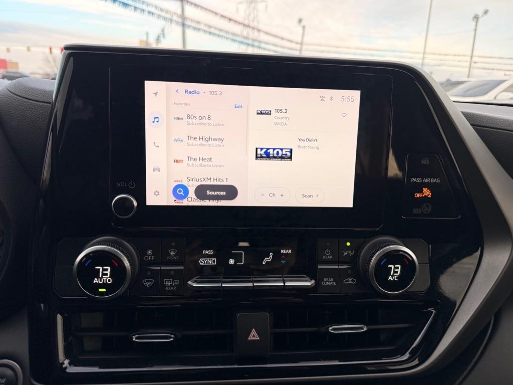 Toyota Highlander Limited AWD 2024