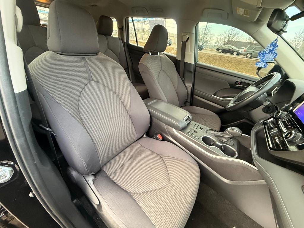 Toyota Highlander Limited AWD 2024