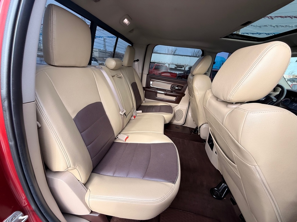 RAM 1500 Laramie Crew Cab SWB 4WD 2014