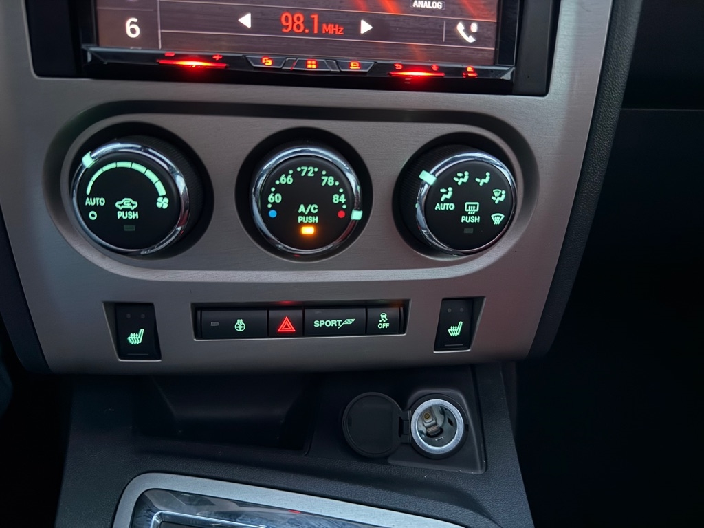 Dodge Challenger SRT8 2013