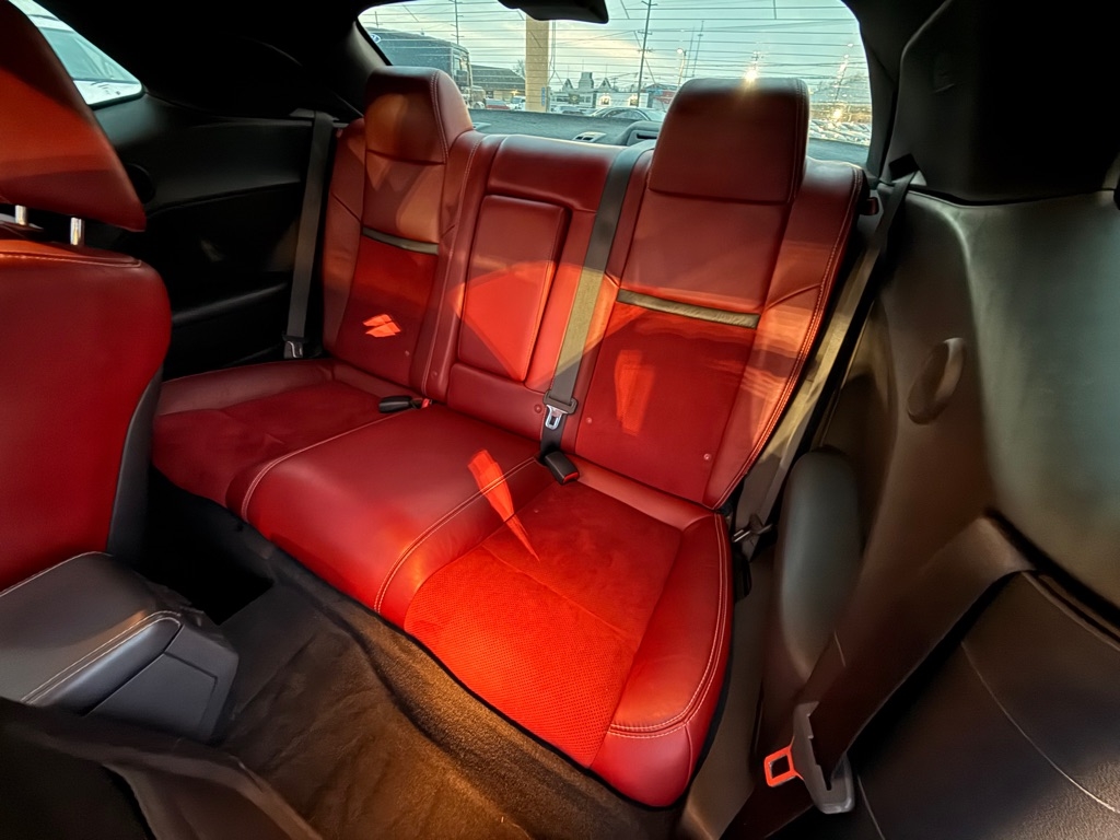 Dodge Challenger SRT8 2013