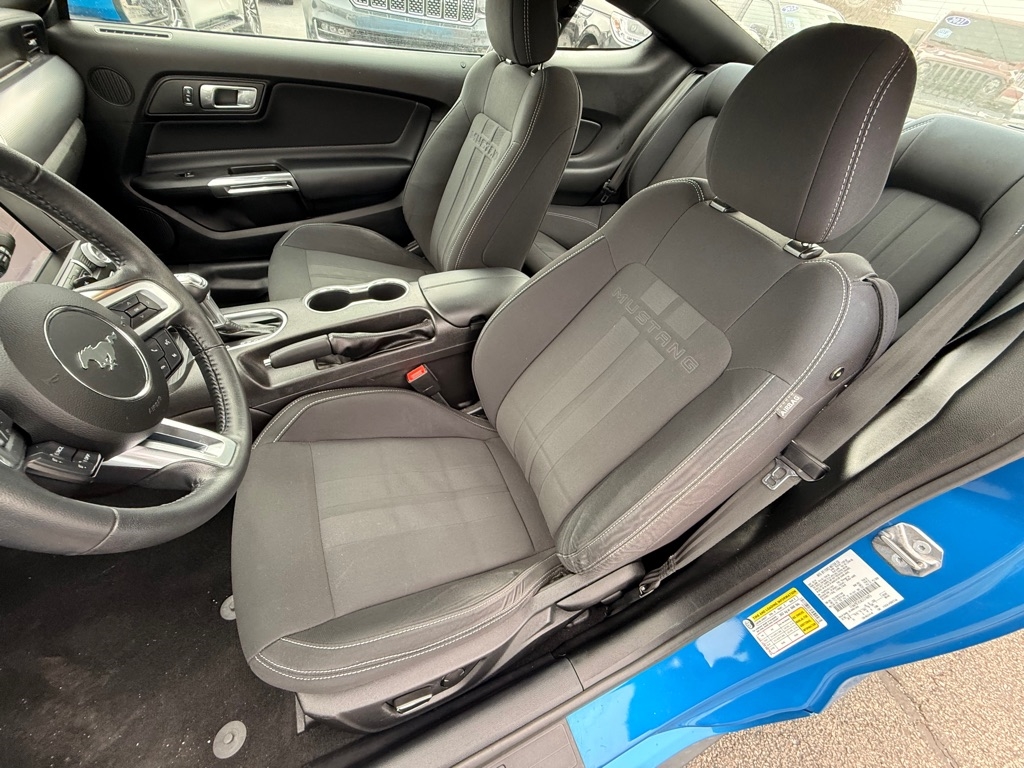 Ford Mustang EcoBoost Coupe 2019