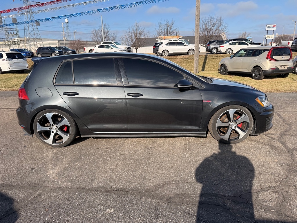 Volkswagen GTI SE 6M 4-Door 2016