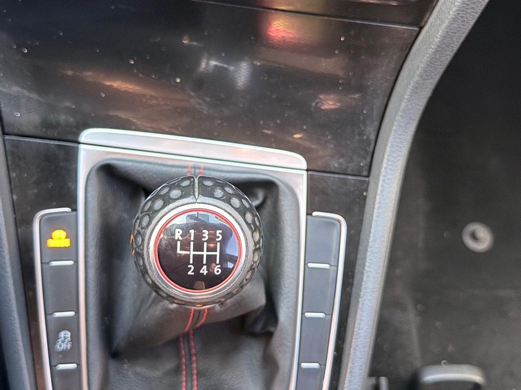 Volkswagen GTI SE 6M 4-Door 2016