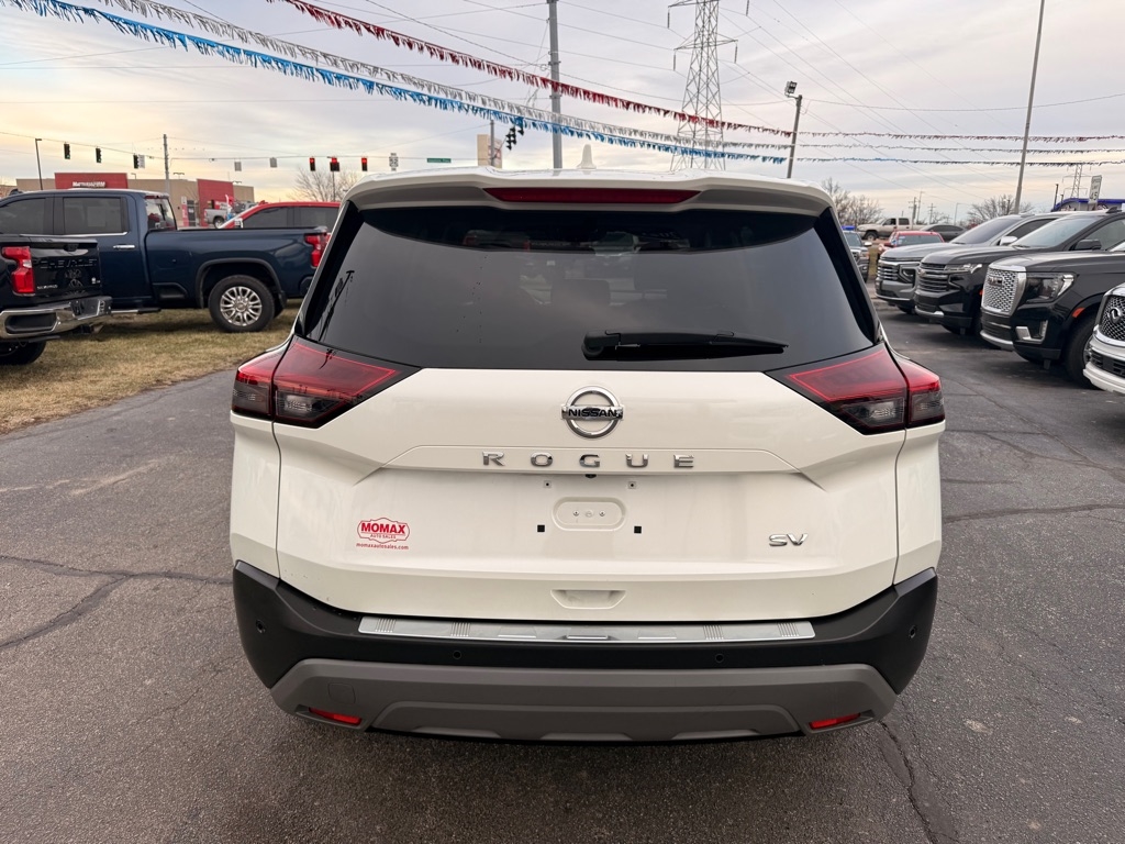 Nissan Rogue SV 2021