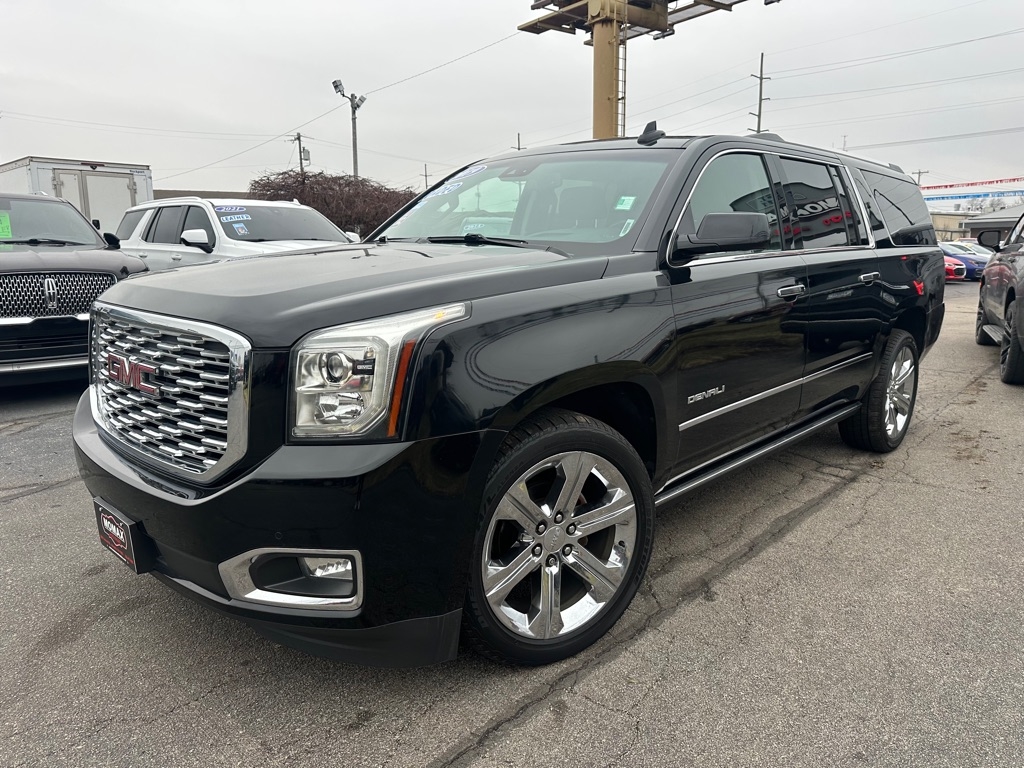 GMC Yukon XL Denali 4WD 2019