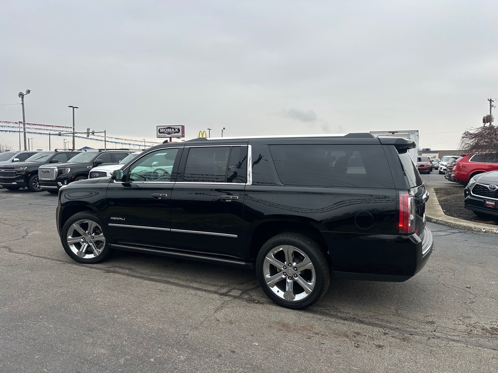 GMC Yukon XL Denali 4WD 2019