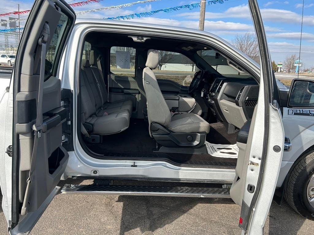 Ford F-150 XL SuperCab 8-ft. 2WD 2018