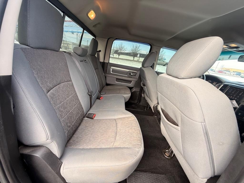 RAM 1500 SLT Crew Cab SWB 4WD 2014