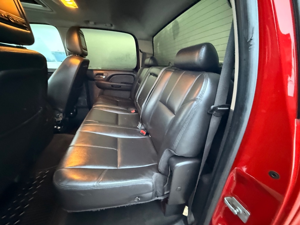 Chevrolet Silverado 1500 LTZ Crew Cab 4WD 2011